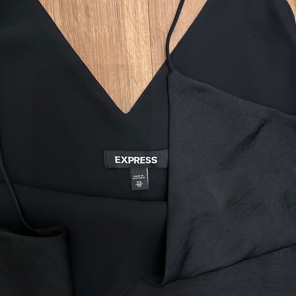 Express Tank Top - Picture 3 of 3